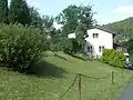 Dům ve svahu