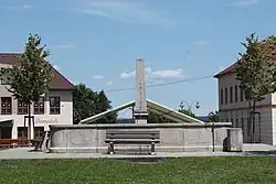 Chlum u Třeboně, náměstí (2020-07-10; 07).jpg