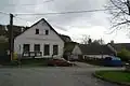 Dům