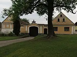Chotýčany, usedlost čp.5.jpg