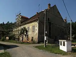 Chotěšov, bývalý pivovar.jpg