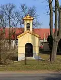 Kaplička na návsi