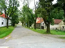 Chrášťany, ulice v jižní části obce