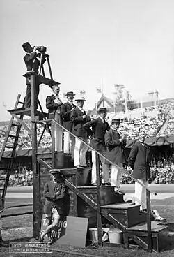 Olympijské hry ve Stockholmu, časoměřiči a fotograf, 1912