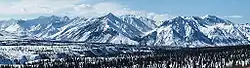 Chugach Mountains (pohled z Glenn Highway)
