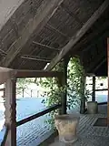 Kamenné křtitelnice z roku 1608