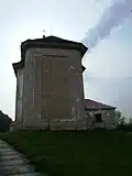 Presbytář a sakristie od V