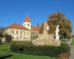 Náves ve Chvalkovicích