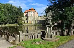 Zámek a rybník
