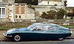 Citroën SM z profilu