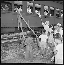 Zavírání Jerome Relocation Center, Denson, Arkansas
