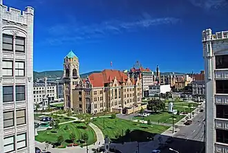 Courthouse Sqare