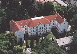 Gymnázium