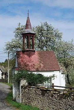 Návesní kaple