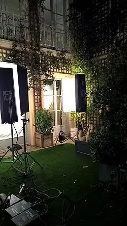 Exteriér při natáčení scény