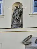 děkanství v Chrasti - socha svatého Floriana