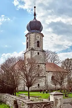 Dřenice kostel duben 2022 (2).jpg