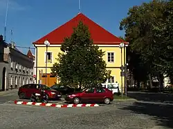 Dům_č.p._168,_Masarykovo_nám._v_Jindřichově_Hradci.JPG