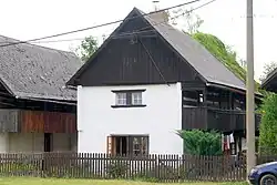 Dům čp. 37, Chorušice 37, Chorušice, okr. Mělník, Středočeský kraj 01.jpg