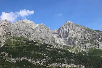 Cima Ghez z údolí Val Ambiez