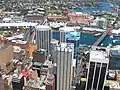 Pohled na Darling Harbour ze Sydney Tower.