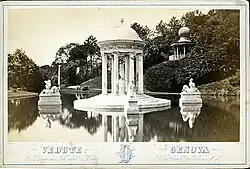 Dianin pavilon v parku Villa Durazzo-Pallavicini v Janově