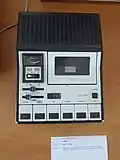 Kazetový stereo magnetofon Grundig