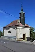 Kaple u hlavní silnice