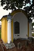 Deymova hrobka v Cetorazi (03).jpg