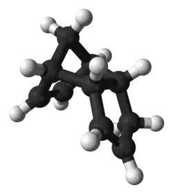 Model molekuly endo-dicyklopentadienu