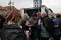 Pódium a davy lidí (2017)