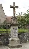 Kříž u silnice