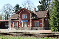 Staniční budova