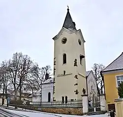 Kostel Nanebevzetí Panny Marie v Praze-Dolních Počernicích
