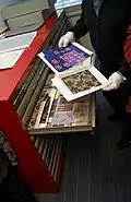 Část archivu textilních vzorů v rakouském Dornbirnu