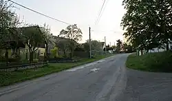 Silnice vedoucí Dražeticemi