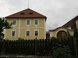 Drahenice, usedlost čp.11.jpg