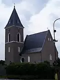 Pohled na kostel svatých Petra a Pavla (Dříteč)