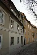 DumUZlatehoCapa.JPG