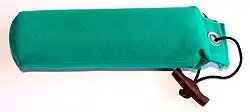 Standardní dummy váhy 0,5 kg.