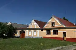Dynin village in 2011 (17).JPG