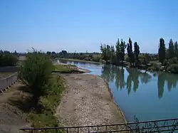 řeka poblíž města Kordaj