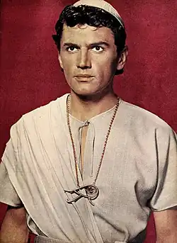 Edmund Purdom v kostýmu ve hře The Egyptian, 1954