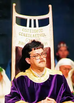 Robin Owain (2000)