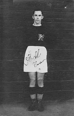 Emanuel Štochl v dresu SK Hradec Králové v roce 1934