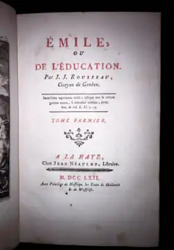 První vydání Emila vytištěné v Paříži vydavatelství Nicolas Bonaventure Duchesne, pod nepravým jménem a místem (Jean Néaulme v Amsterdamu)