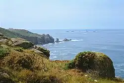 Land's End, nejzápadnější výběžek Cornwallu, oblíbený cíl turistů