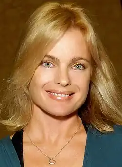 Erika Eleniak v roce 2011