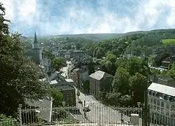 Pohled na Dolní město a kostel sv. Josefa