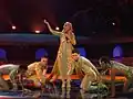 Sertab Erener při zahájení soutěže (2004)